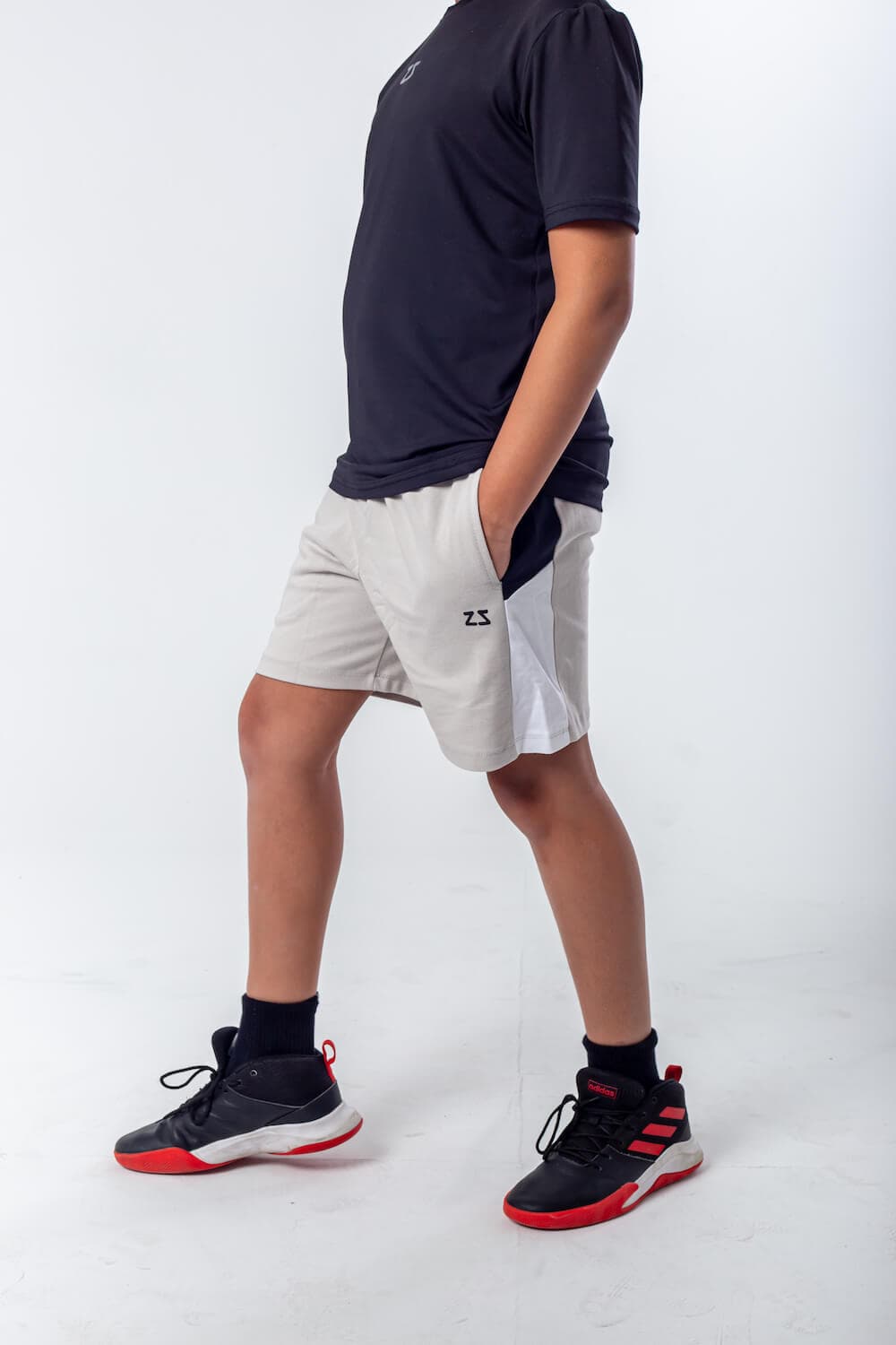 3 tone short white 