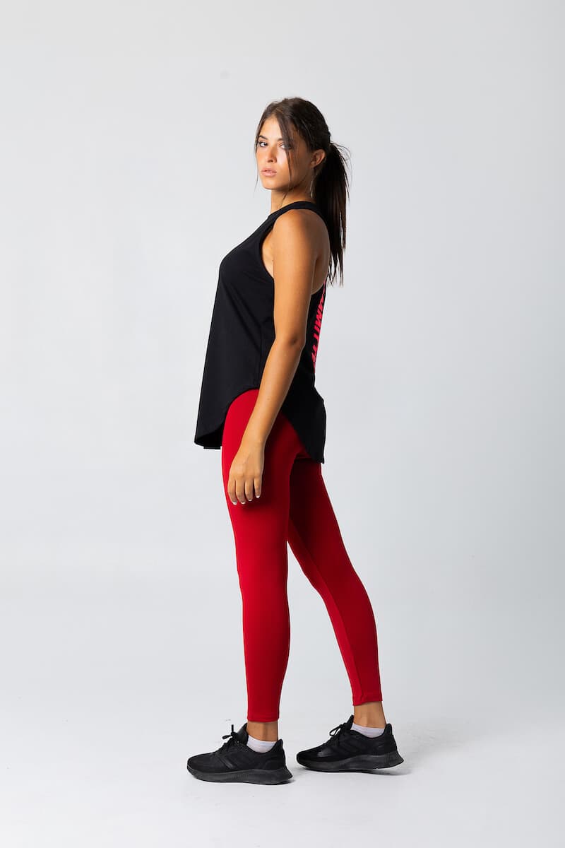 izzy women summer23 22