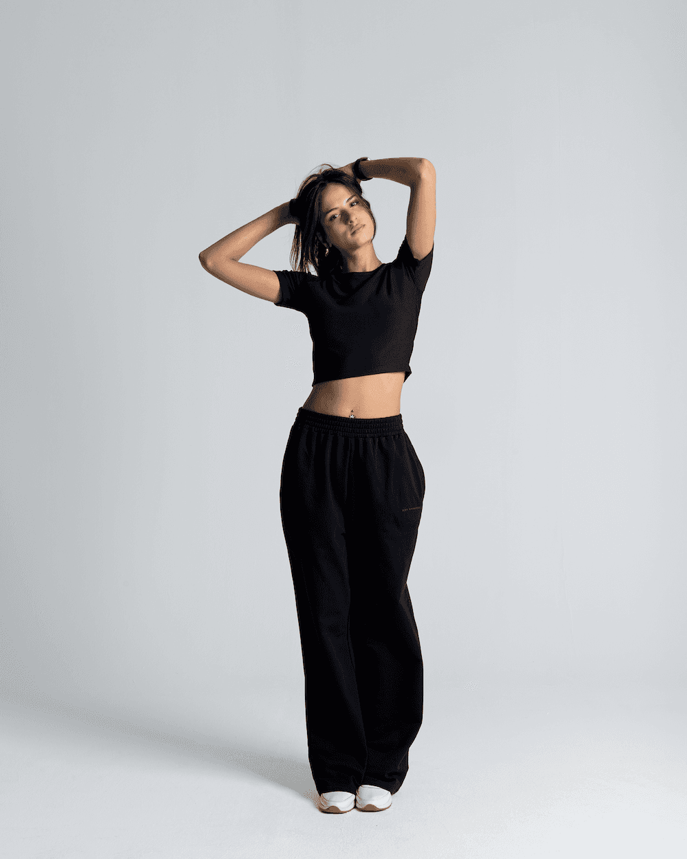 IZZY Apparel Wide Leg Pants in black