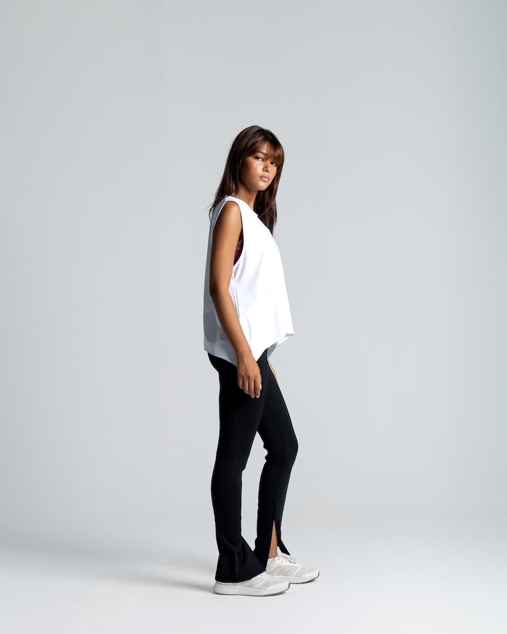 izzy apparel women min