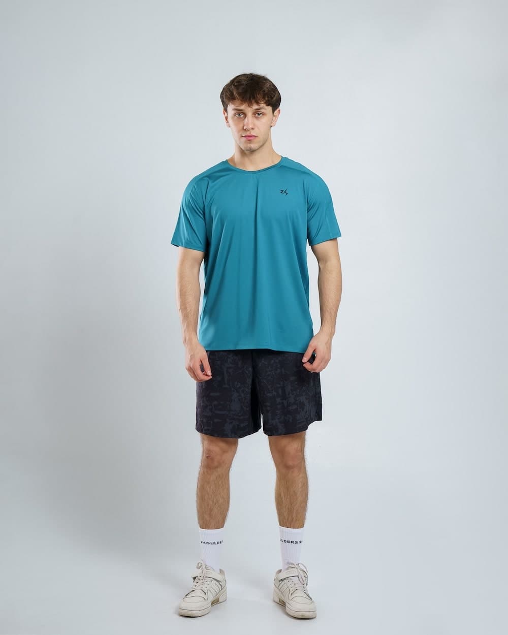 men izzy apparel min