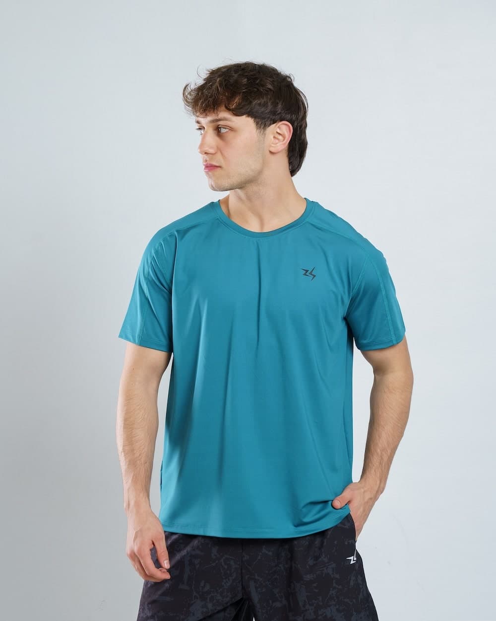 men izzy apparel min