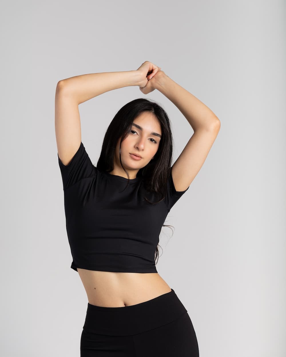 S L