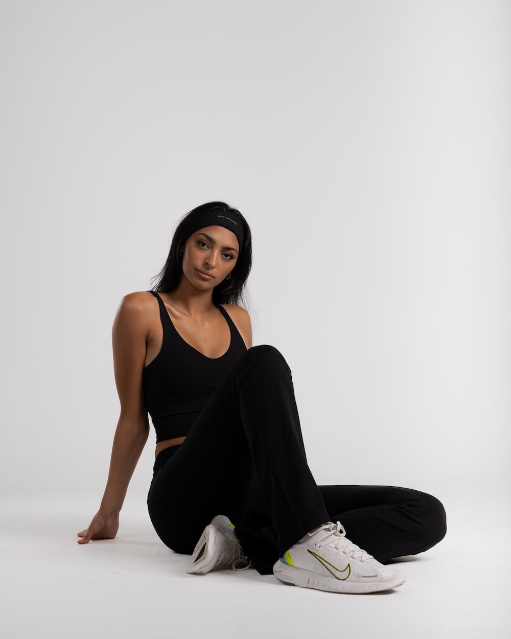 S L