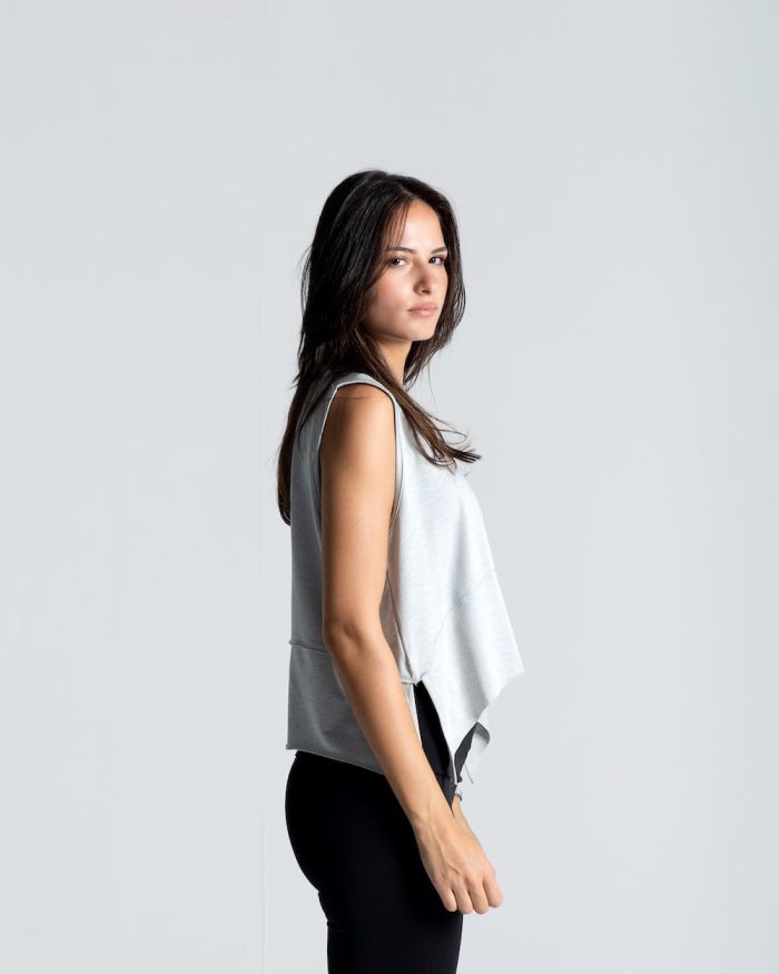 izzy apparel women min