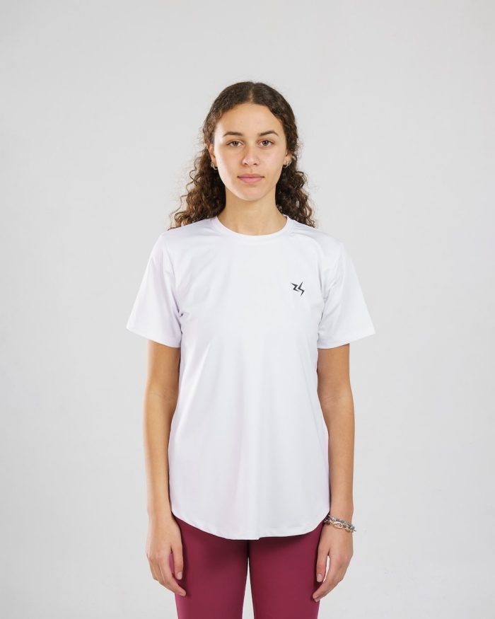 izzy apparel women min