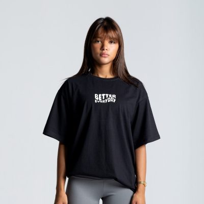 izzy apparel women min