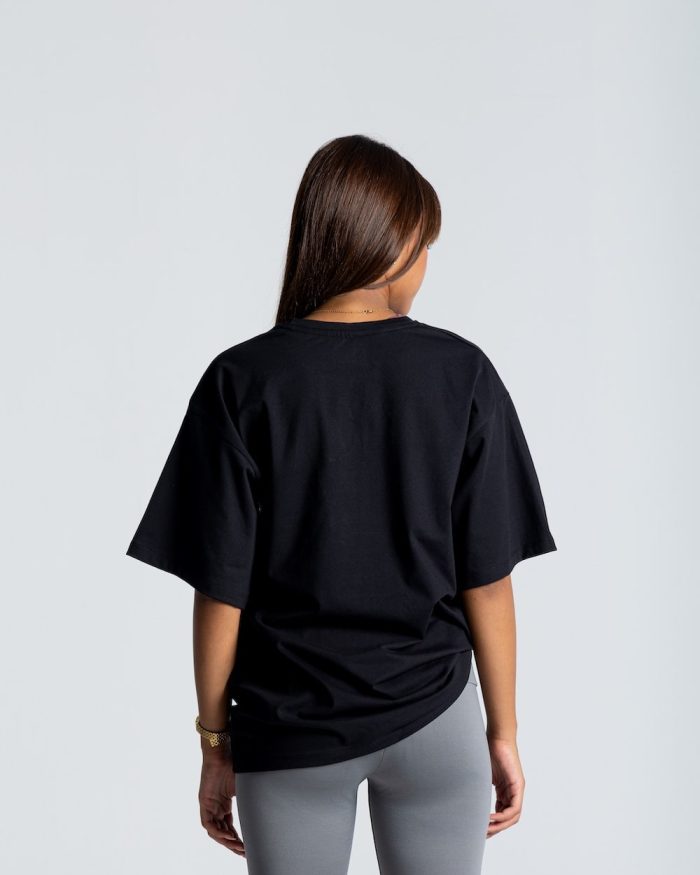 izzy apparel women min