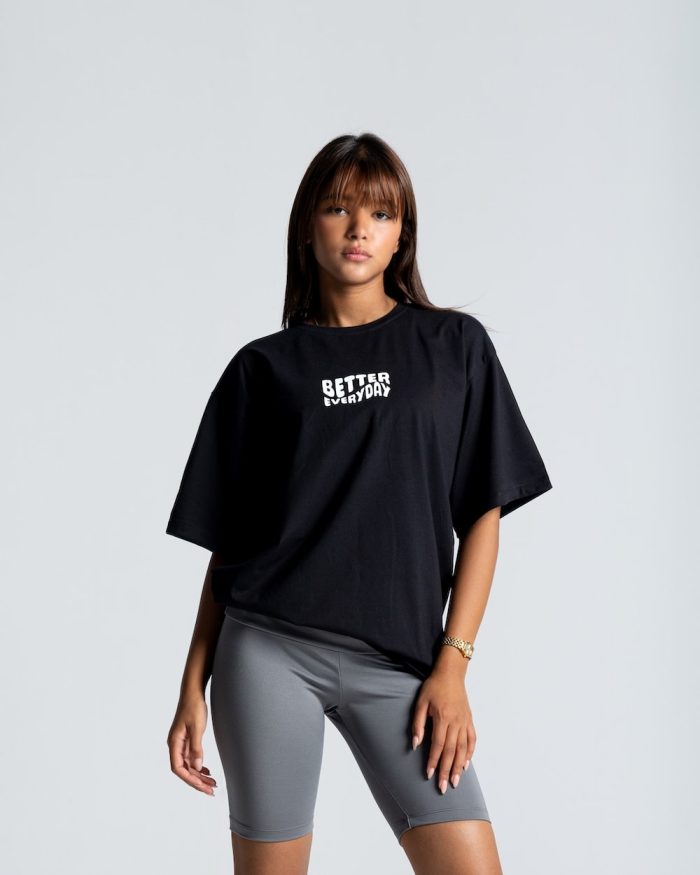 izzy apparel women min