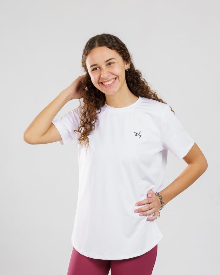 izzy apparel women min