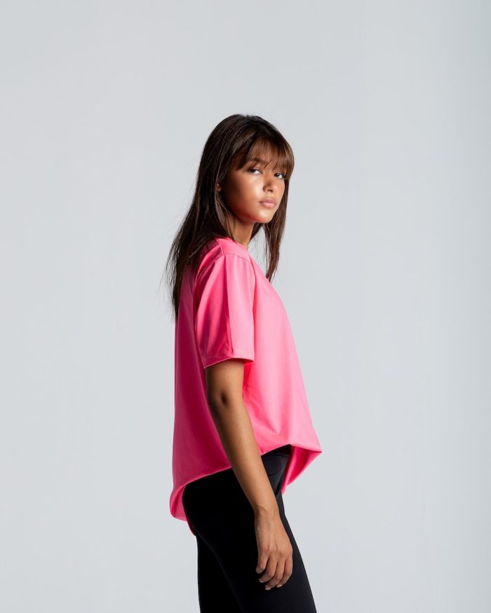 izzy apparel women min
