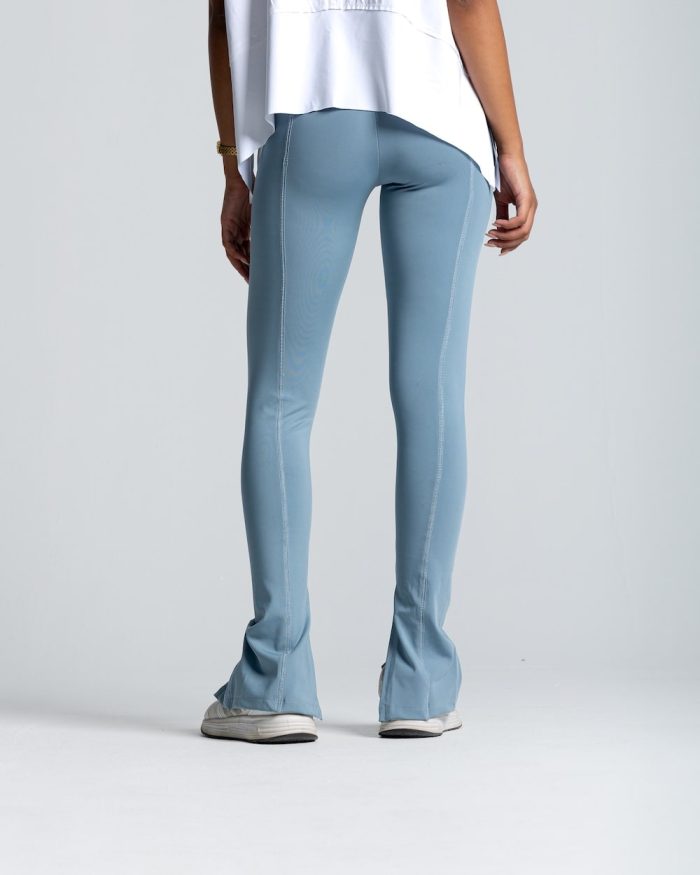 izzy apparel women min