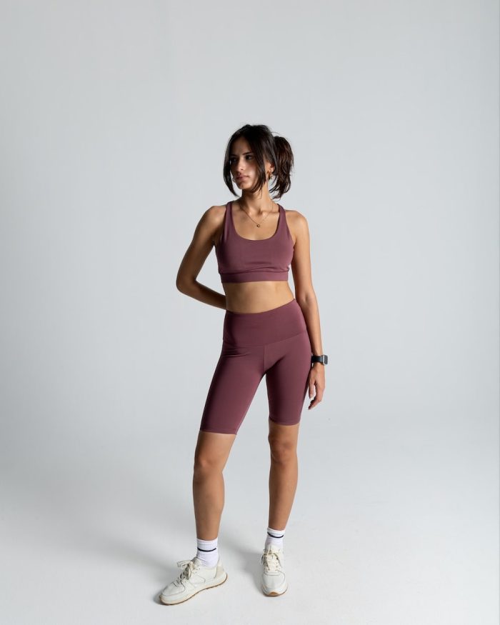 izzy apparel women min