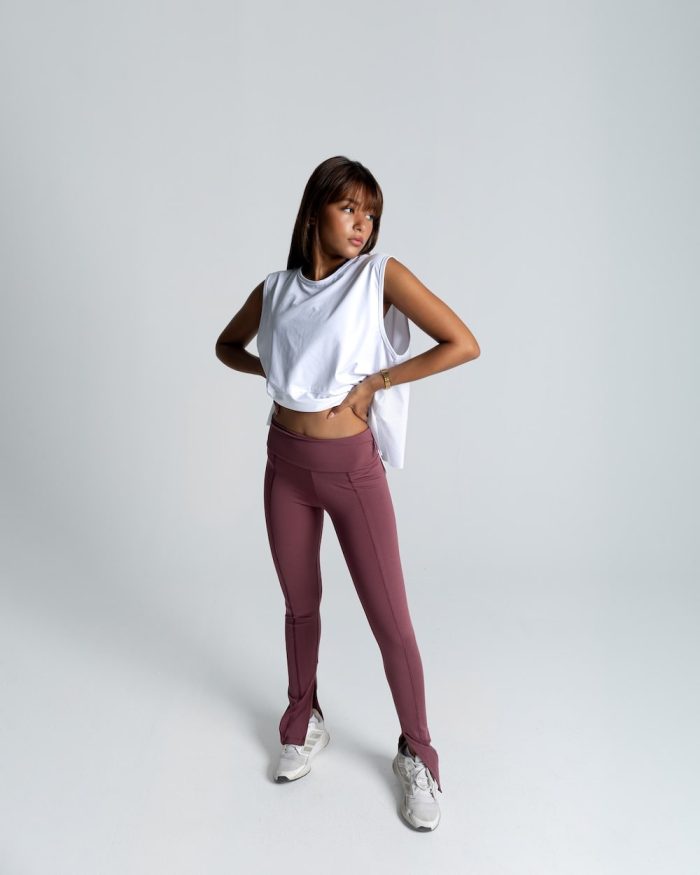 izzy apparel women min