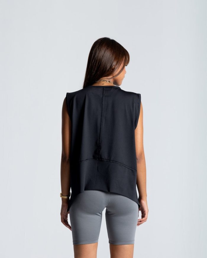 izzy apparel women min