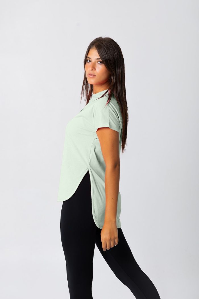 izzy apparel women min