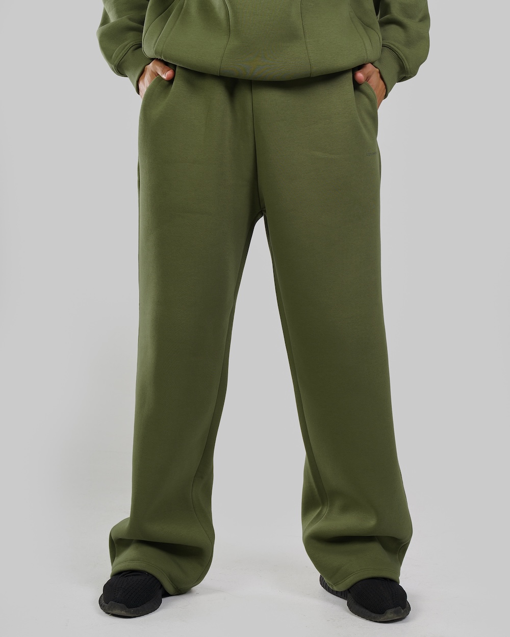 olive pants men